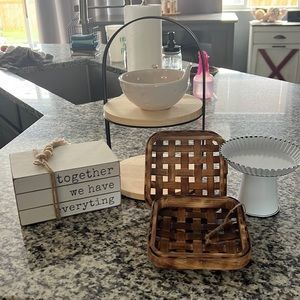 Farmhouse Bundle items